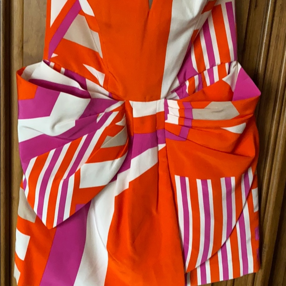 Seduce Beautiful Spring/Summer Dress - Picture 2 of 4